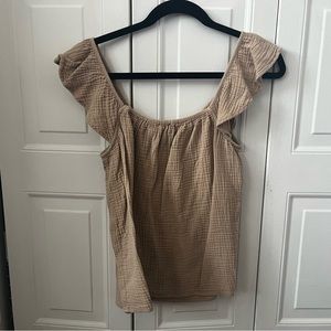 linen shirt. size medium.